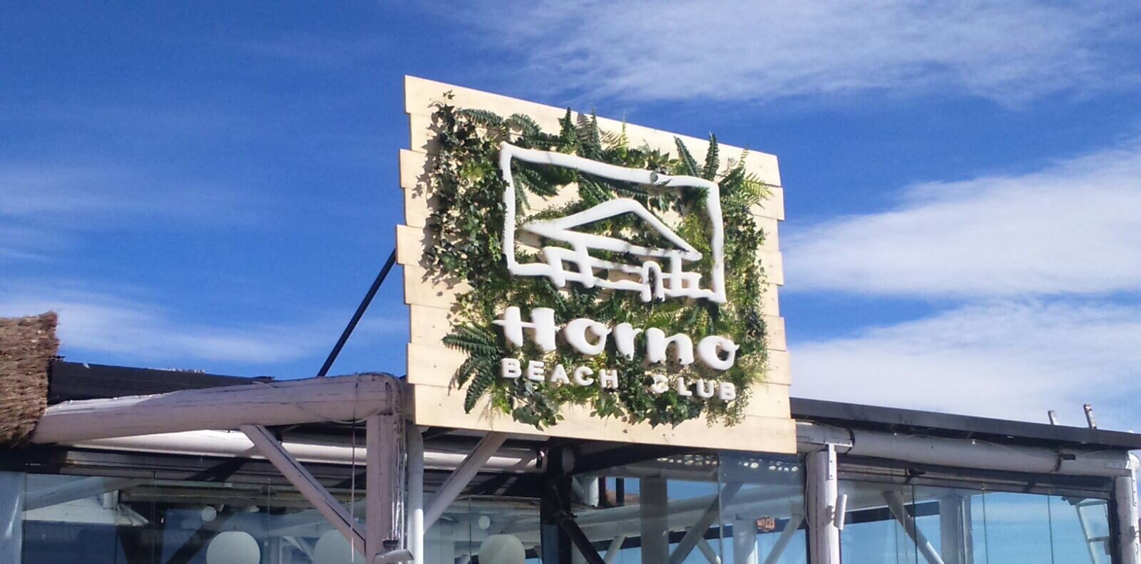 Logotec Rótulos luminosos Málaga Horno Beach Club