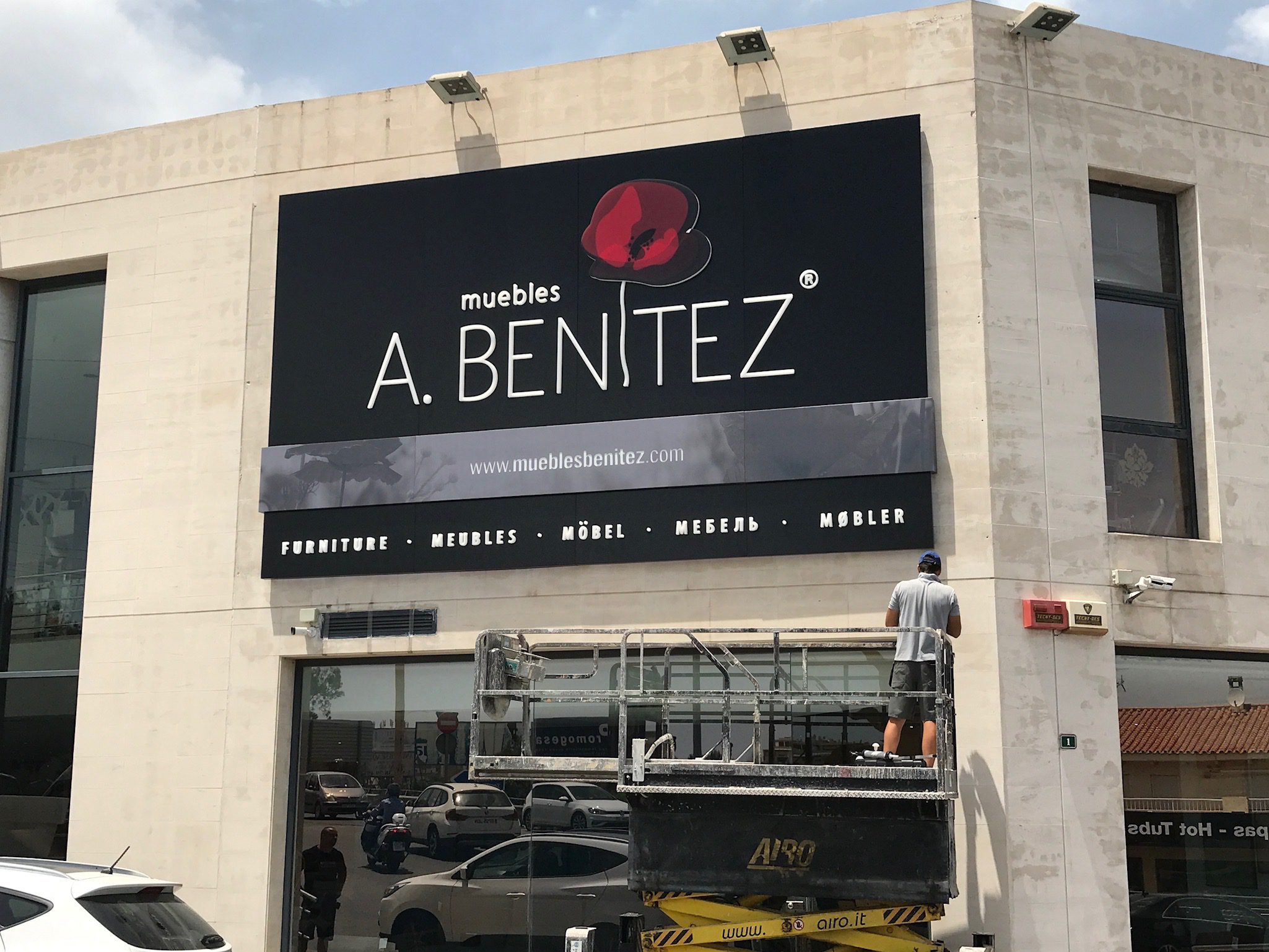 Logotec Rótulos luminosos Málaga Benítez