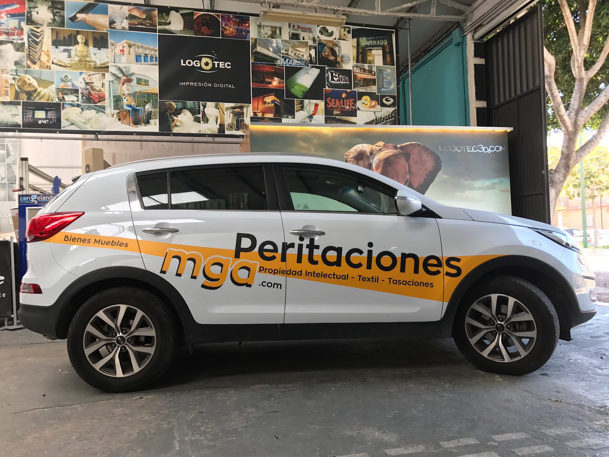 Logotec rotulación vehículos