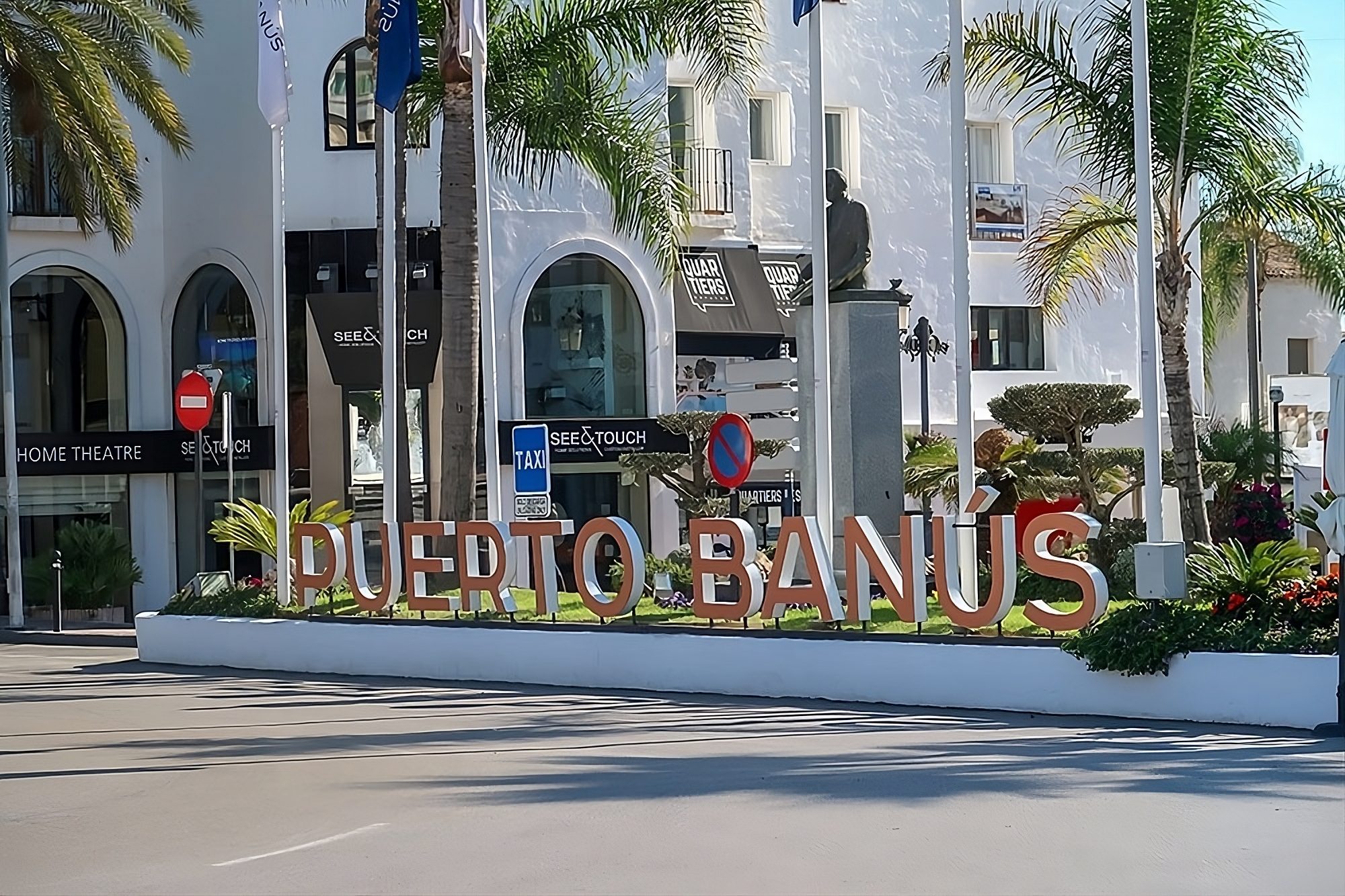 Logotec Letras corpóreas Puerto Banús