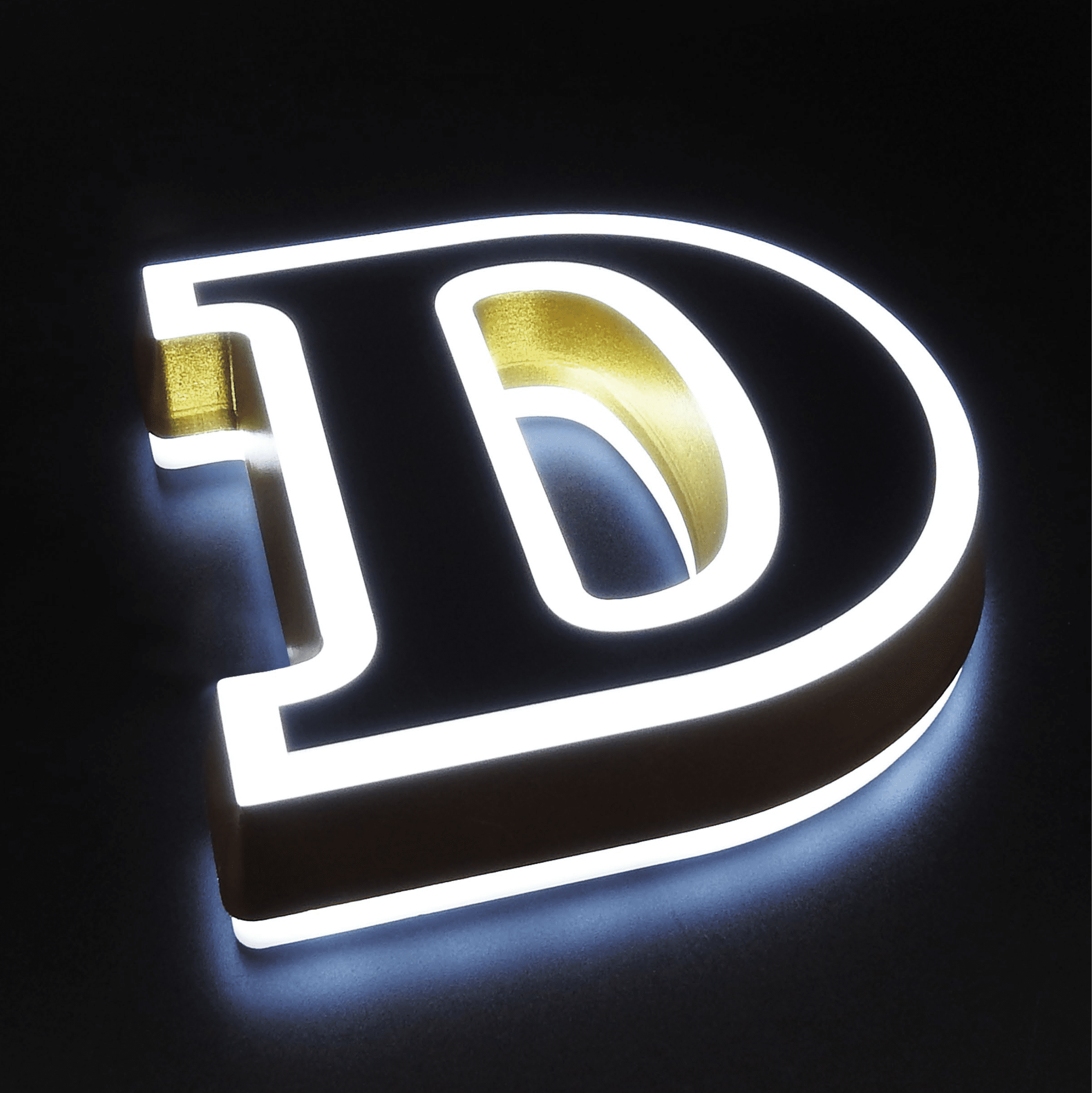 Logotec Letras corpóreas iluminadas