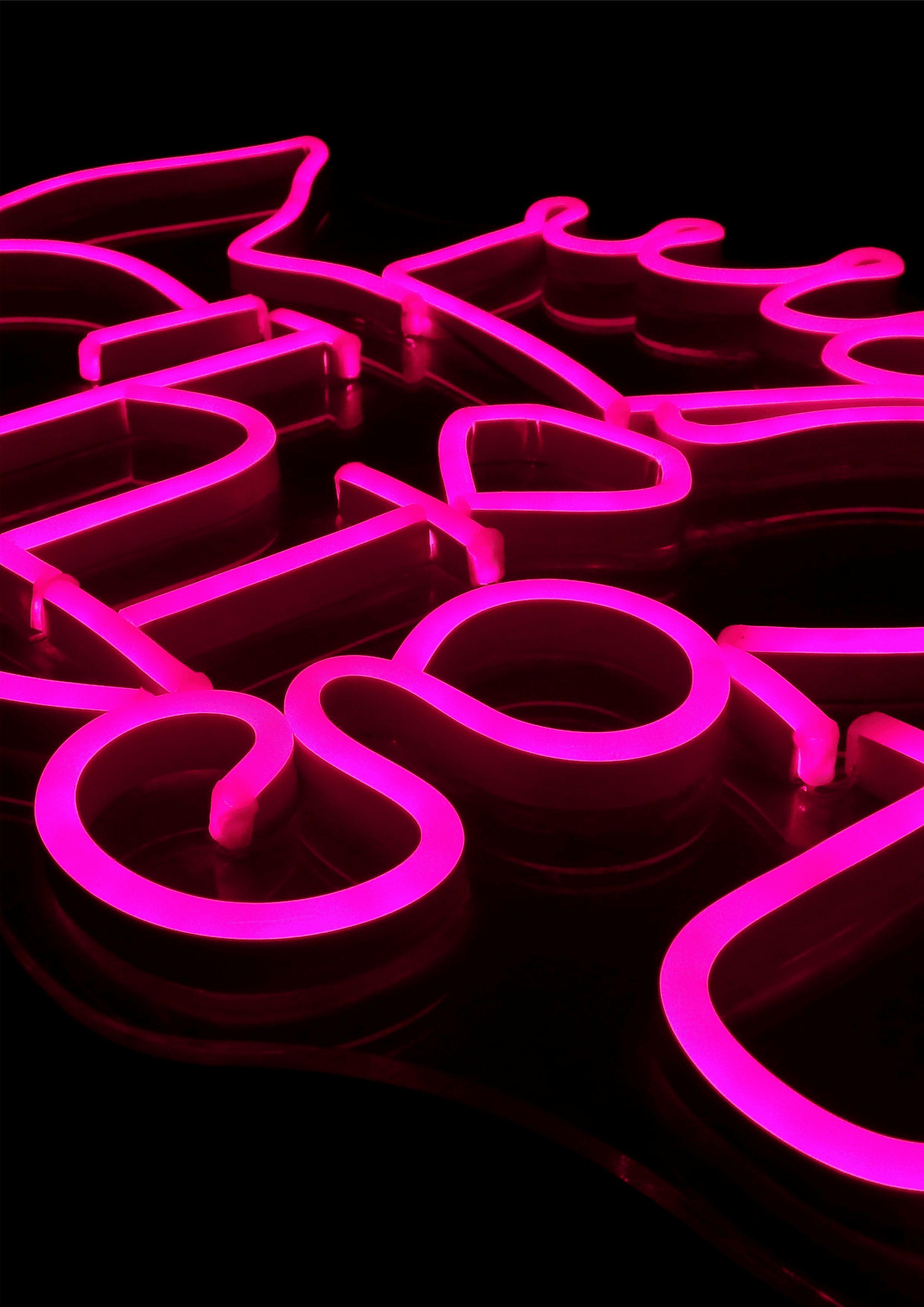 Logotec Letras corpóreas Neon