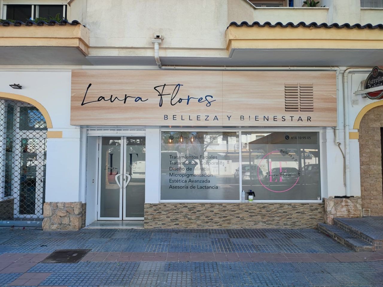 Logotec Fachadas Comerciales Laura Flores